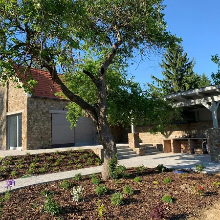 Casa de Férias Káli Kütyü Balatonhenye